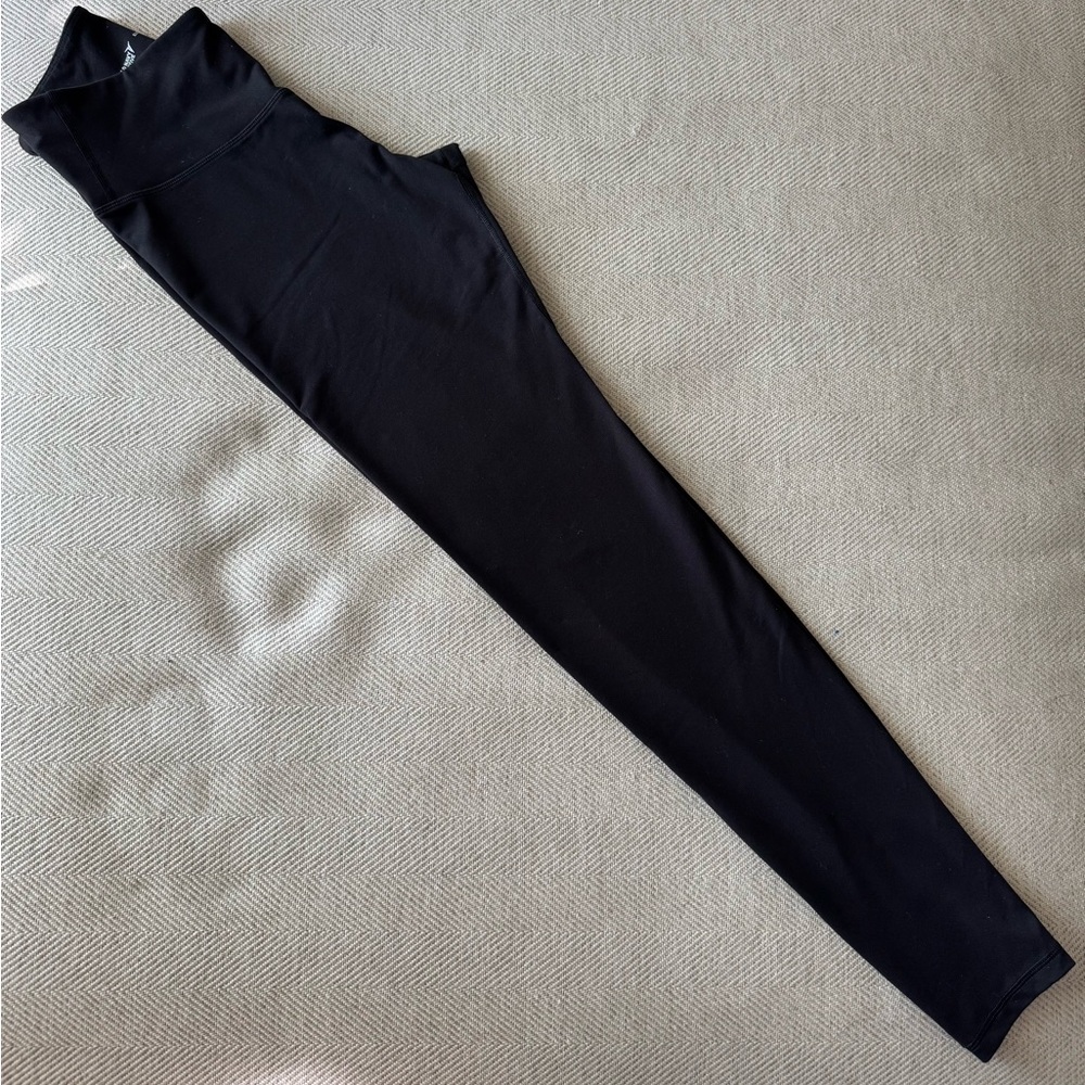 Old Navy Women's Black High-Rise Long Leggings